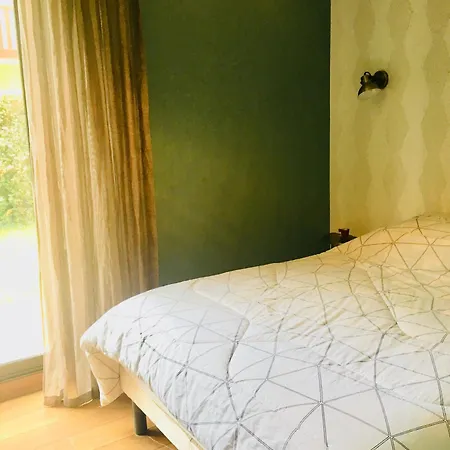 Front De Lejlighed *