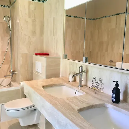 Front De Lejlighed Deauville