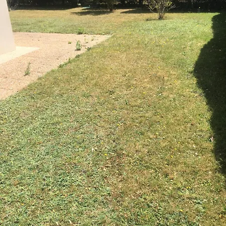 Front De Apartmán *